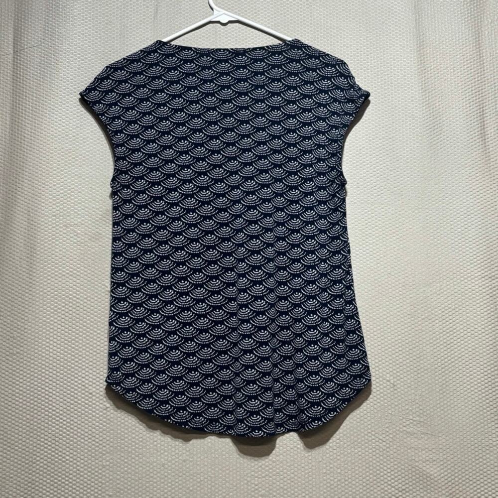 Skies Are Blue Women's SP Navy Cream Embroidered V-Neck Cap Sleeve Top Boutique - Picture 9 of 9